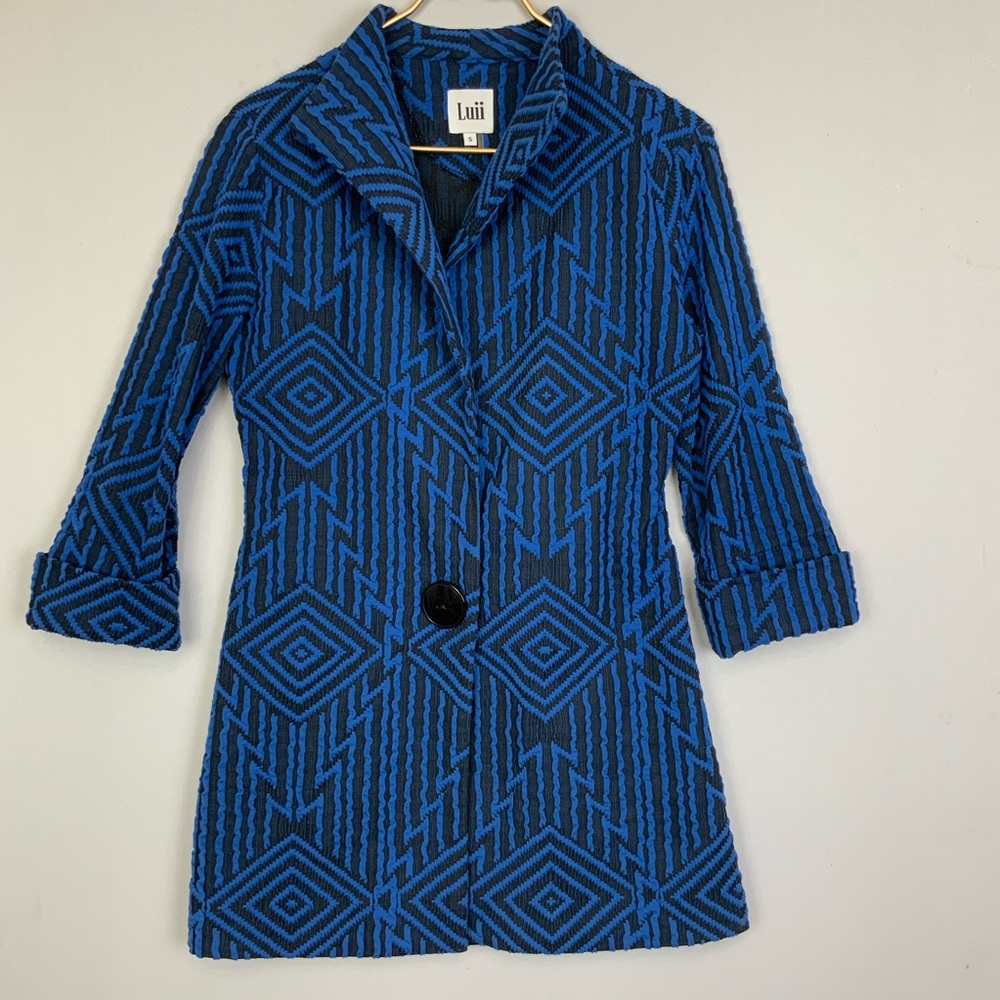 Luii‎ Sz Small Mid Length Blue Black Textured Geometric Print Big Button Jacket